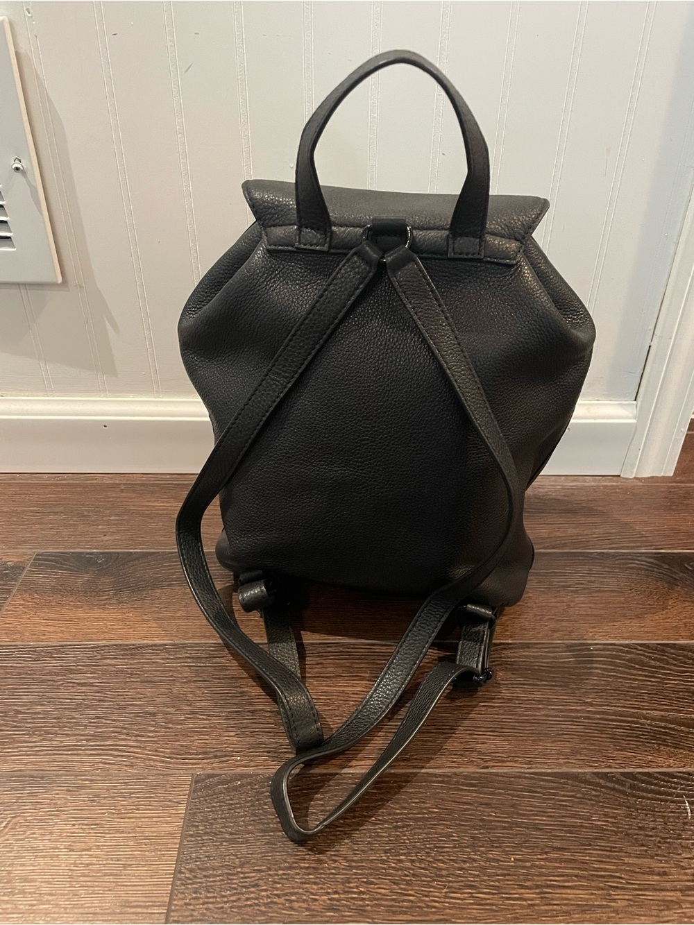 Rebecca Minkoff Moto 100% Genuine Pebbled Leather Backpack Bohemian in Black - Picture 4 of 14